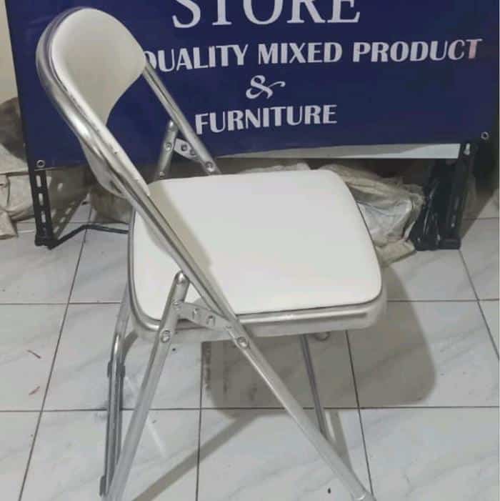 sewa kursi terdekat