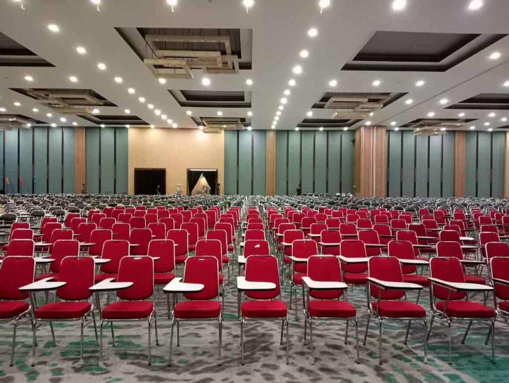 sewa kursi cikarang barat