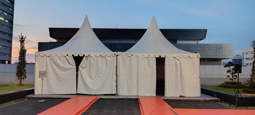 sewa tenda sarnafil menteng jakarta pusat