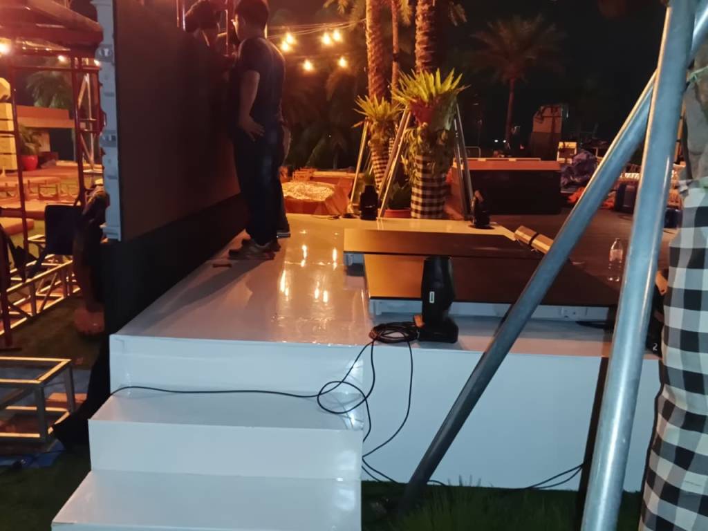 sewa panggung melamin jakarta pusat