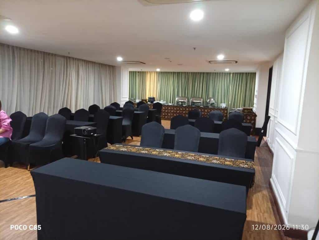 Harga Sewa Meja IBM di Jakarta
