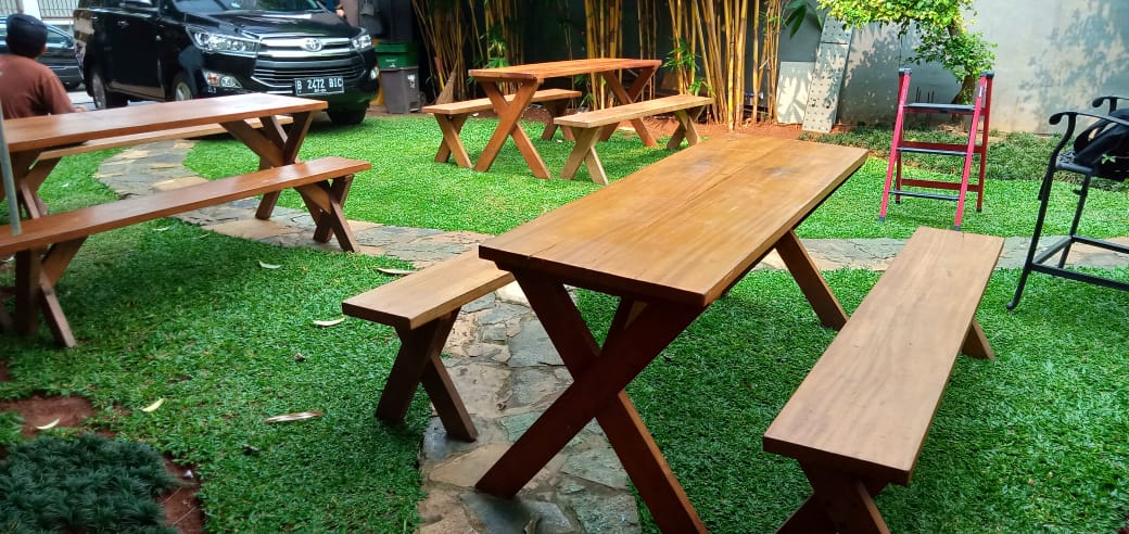 Sewa Kursi Meja Taman Jakarta Utara