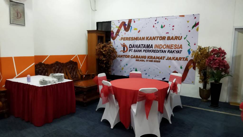 Sewa Meja Bulat Jakarta Utara